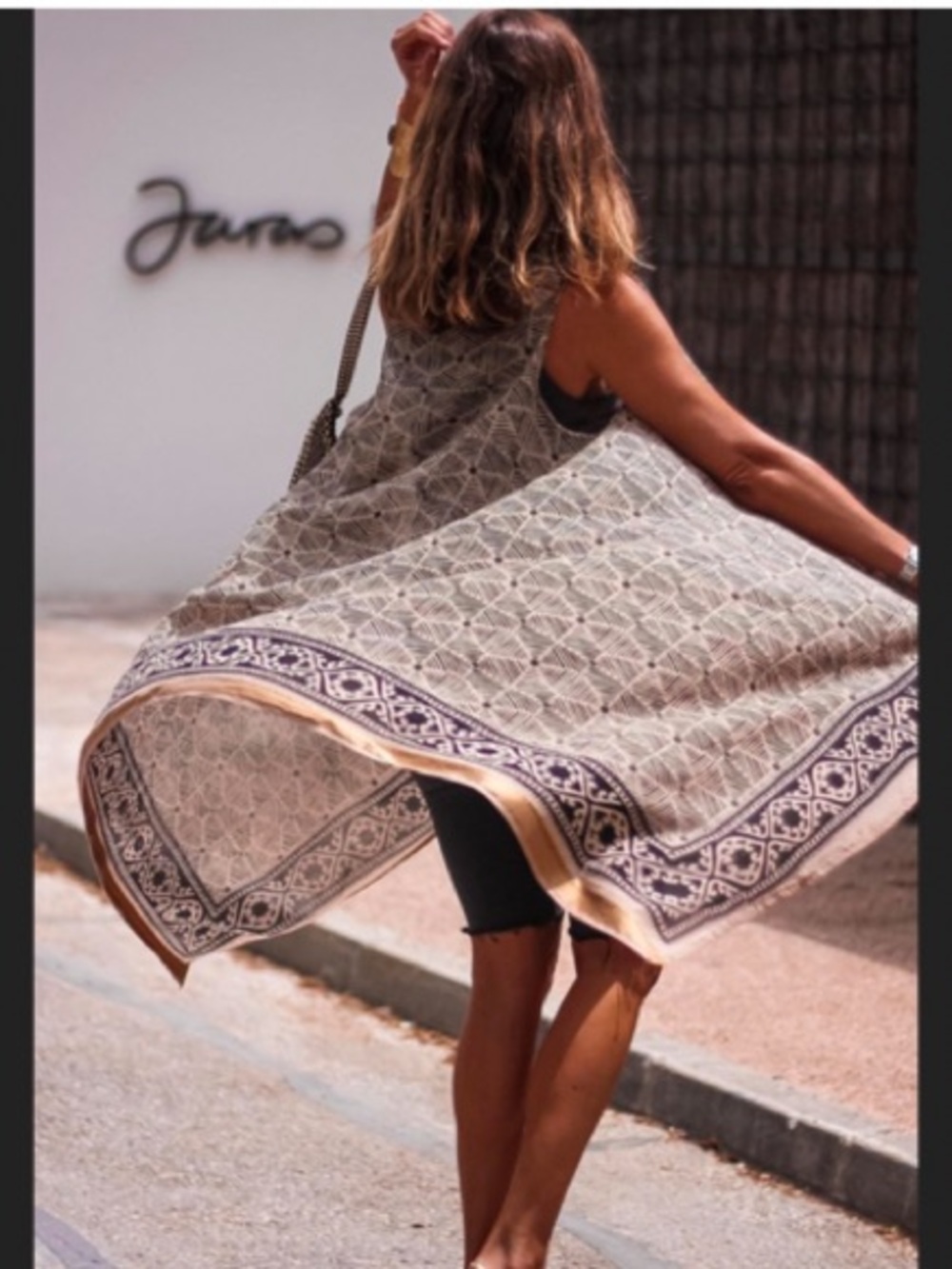 NEW• Atelier Jai Minimalist Lightweight Paisley Kimono Vest - Neutral Tones• L